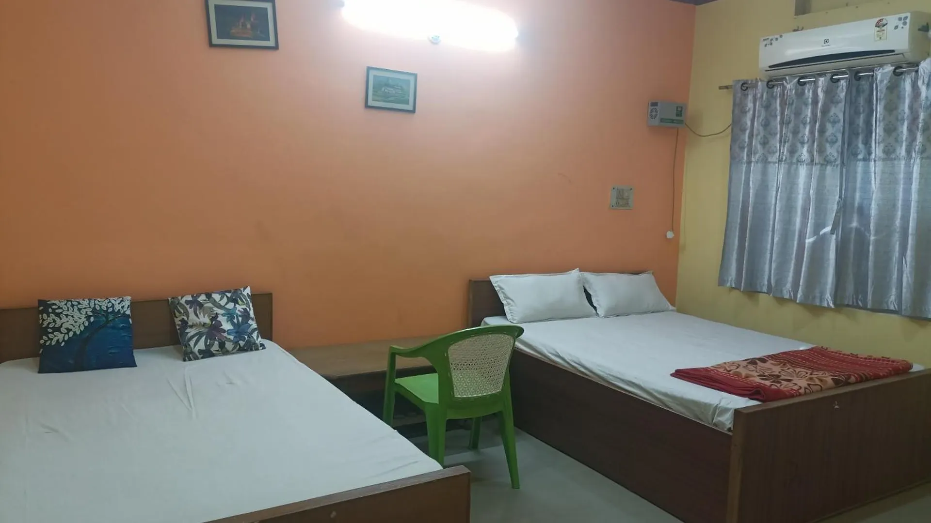 Sanskriti Paying Guest House Varanasi