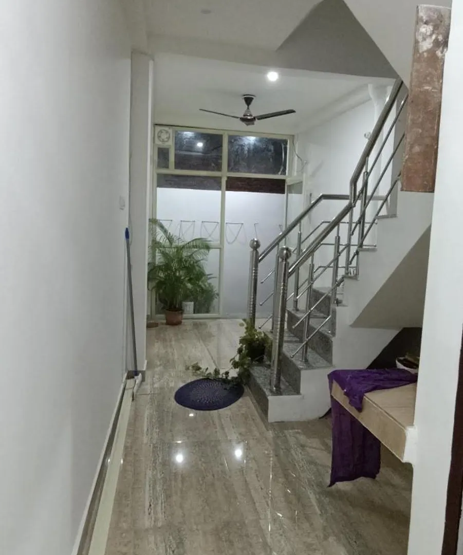 Sanskriti Paying Guest House Варанаси
