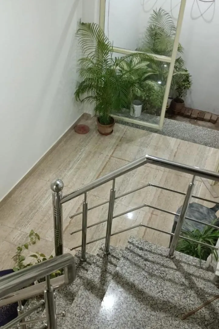 Sanskriti Paying Guest House Варанаси
